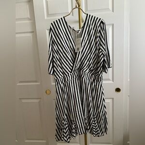 Chic Black and White Striped Blouse